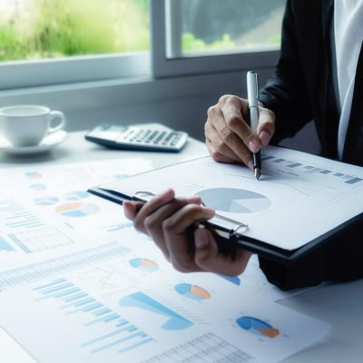 How a Leading Healthcare Tech Company Reduced Contract Turnaround Time by 60% Using CLM